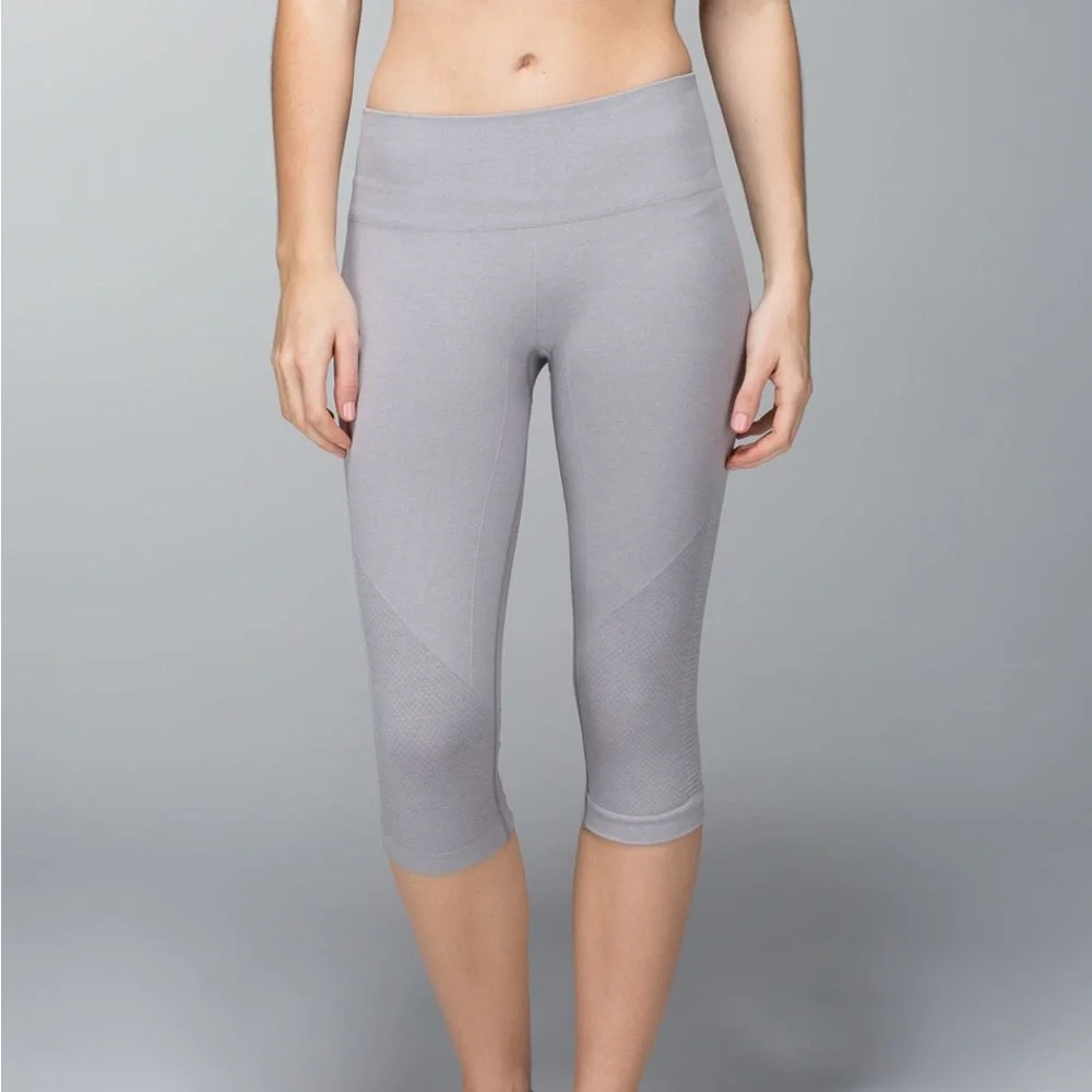 Lululemon In The Flow Crop Legging
